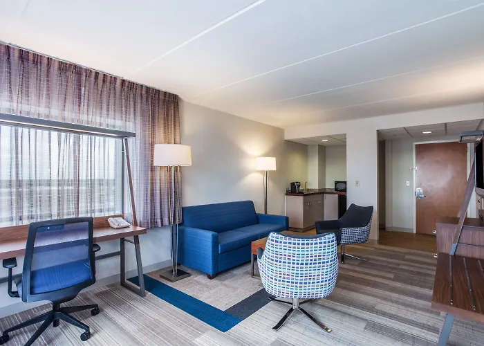 Holiday Inn Express Hauppauge-Long Island By Ihg