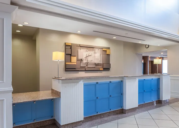 Holiday Inn Express Hauppauge-Long Island By Ihg