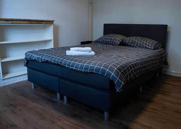 Kess Maison, Gehele villa met SAUNA en dakterras Enschede
