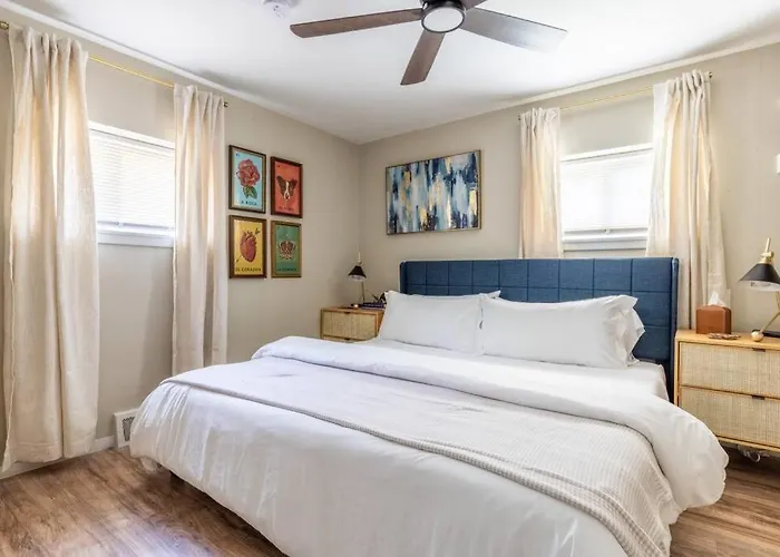 Newly Listed! Westlake Stylish