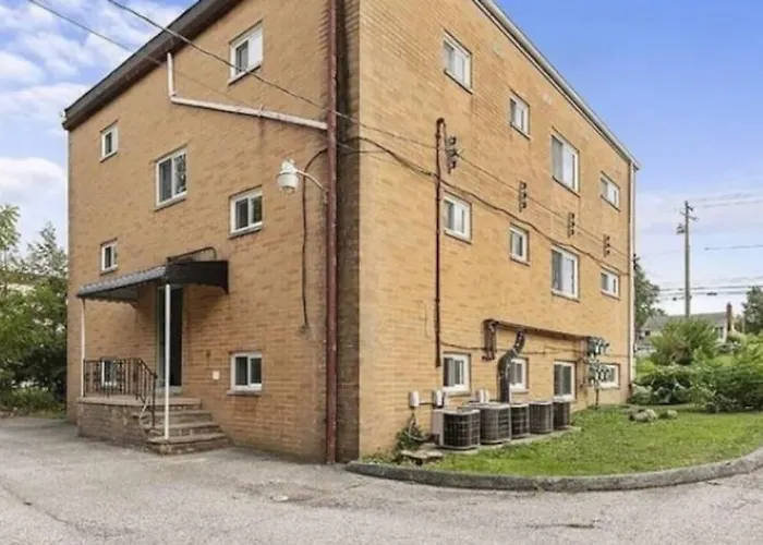 Newly Listed! Westlake Stylish