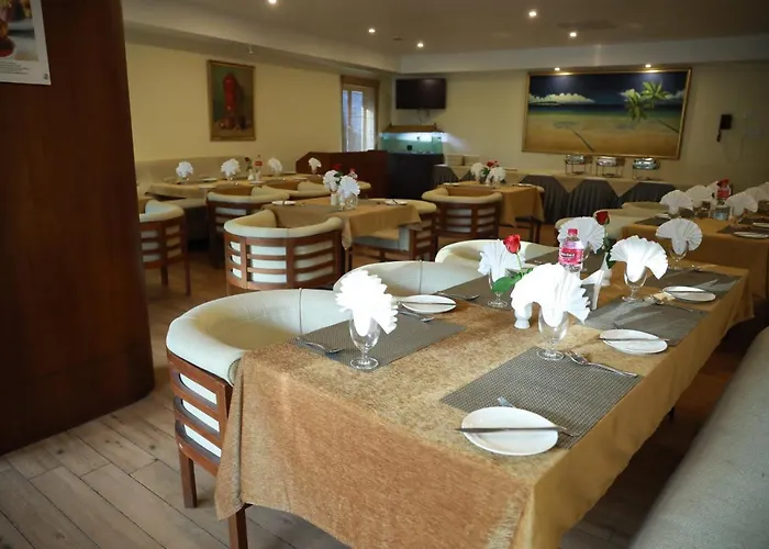 Hotel Abhirami