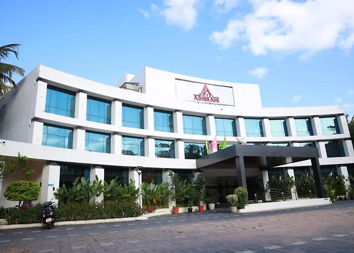 Hotel Abhirami