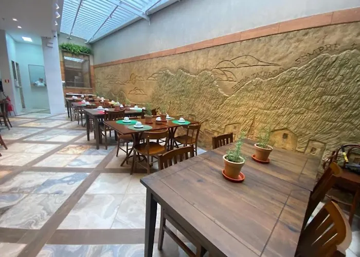Ema Hotel