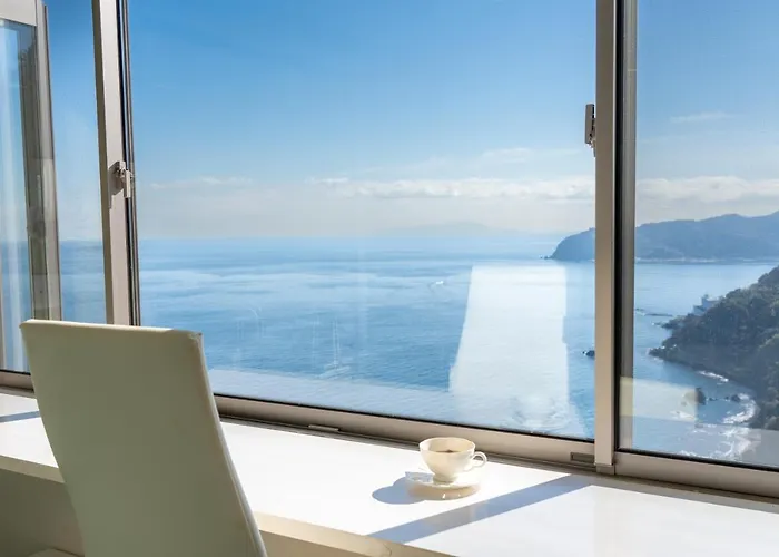 Atami-View Resort