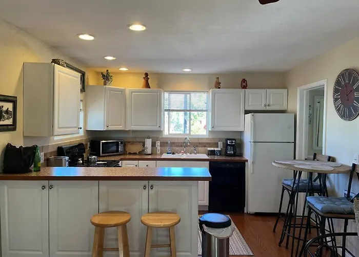 Cheerful Pet-Friendly Bungalow Right In Town