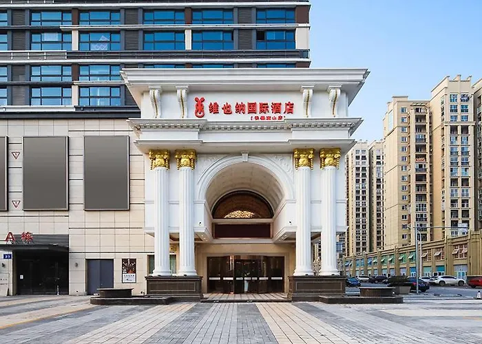 Vienna International Hotel Wuxi Huishan Yanqiao Metro Station