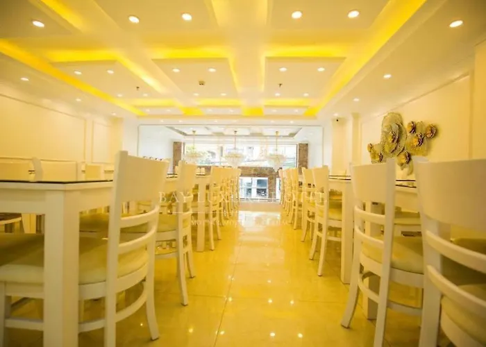 Tien Thinh Ha Long Hotel - By Bay Luxury