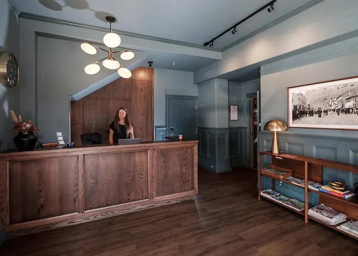Kaslo Hotel