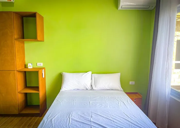 Ocean View Guest House, Mabini