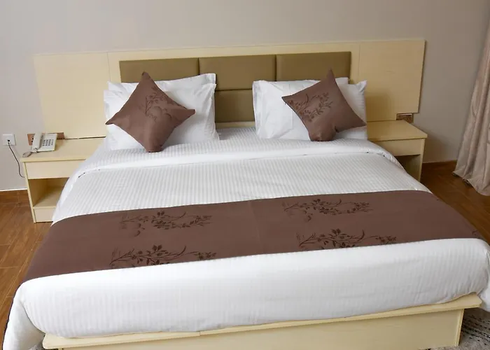 Hotel Next