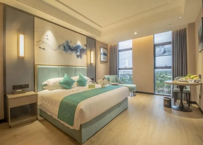 Greentree Eastern Hotel Hainan Free Trade Port Jiangdong New District Meilan Airport