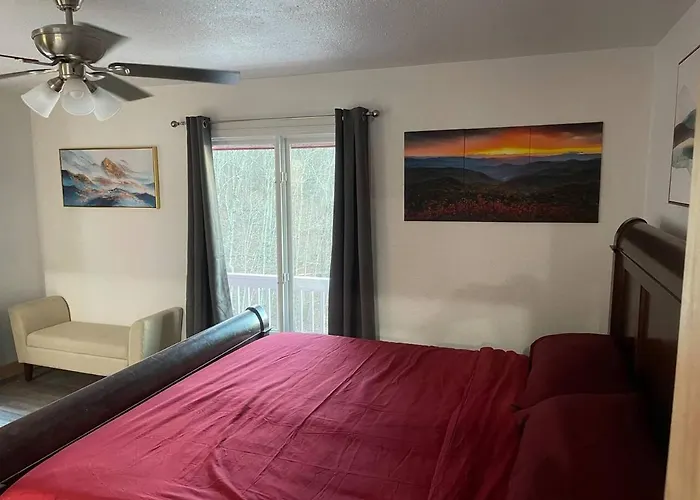 Overlook Lodge