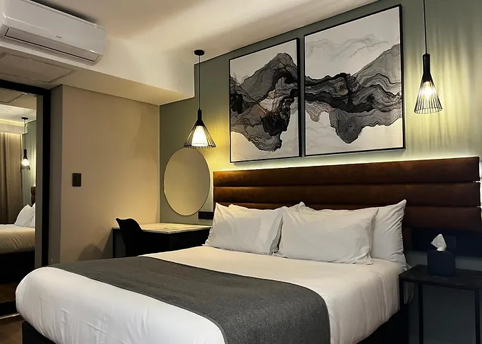 Riverleaf Hotel