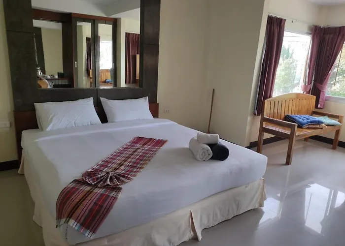 Baan Thara Guesthouse