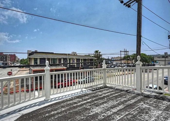 Sugars Inn Room 4 Historic Nola Charm In Downtown Galveston