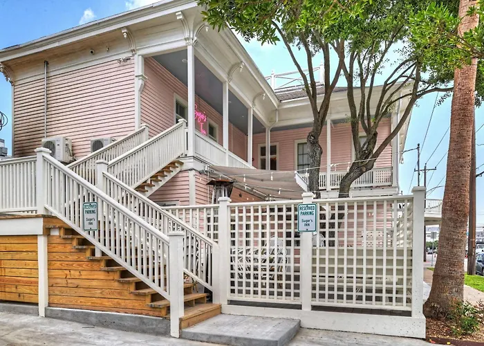 Sugars Inn Room 4 Historic Nola Charm In Downtown Galveston