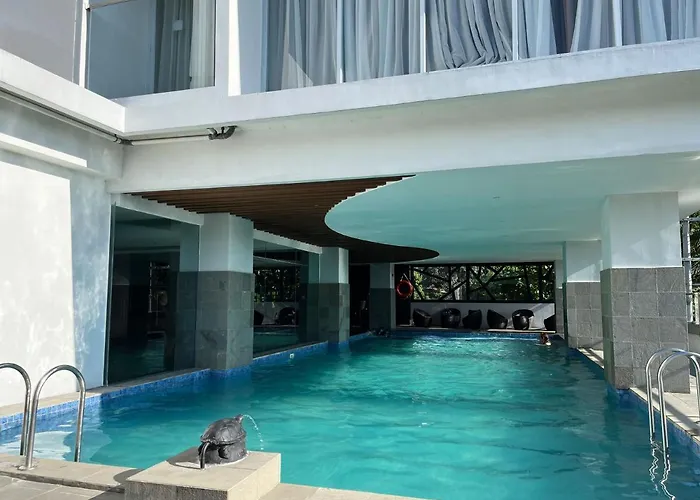 Rogers Hotel Manado