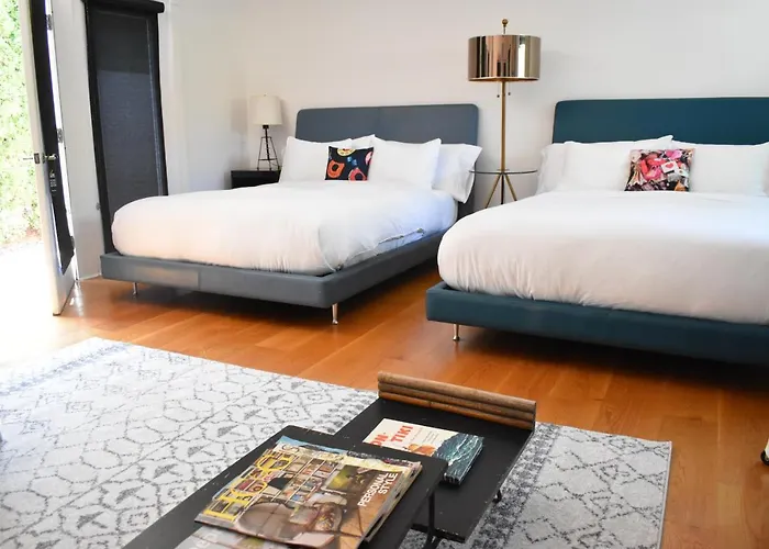 Zey Hotel