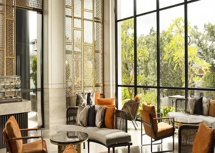 Hotel Santika Premiere Padang