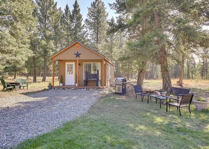 Eureka Vacation Rental: Steps To Creek & Fishing!