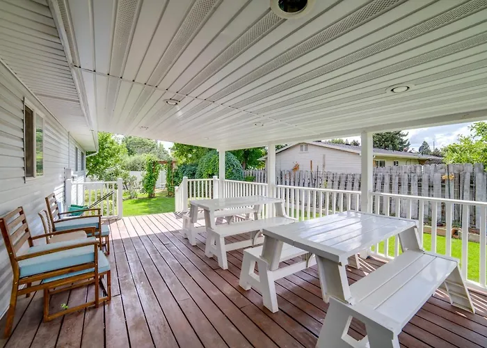 Dog-Friendly Idaho Falls Vacation Rental W/ Yard!