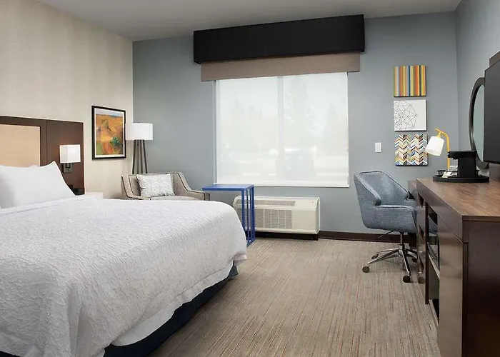 Hampton Inn Warroad