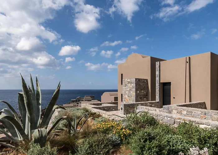 Acro Suites - A Wellbeing Resort (Adults Only)