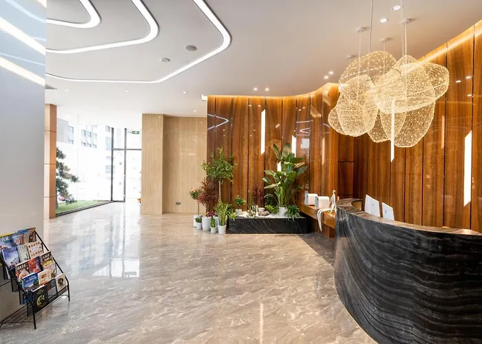 Weizhanwan Hotel Shenzhen International Convention And Exhibition Center Fuhai West Metro Branch