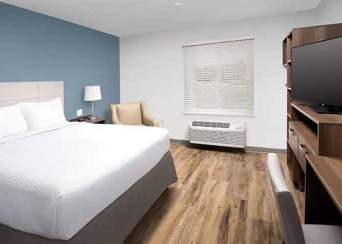 Extended Stay America Select Suites - Deerfield Beach
