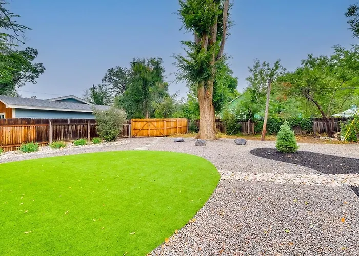 Loveland Retreat W/ Bicycles, Deck & Fire Pit!