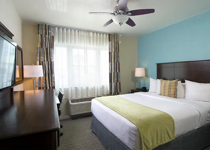 Palm Pavilion Inn