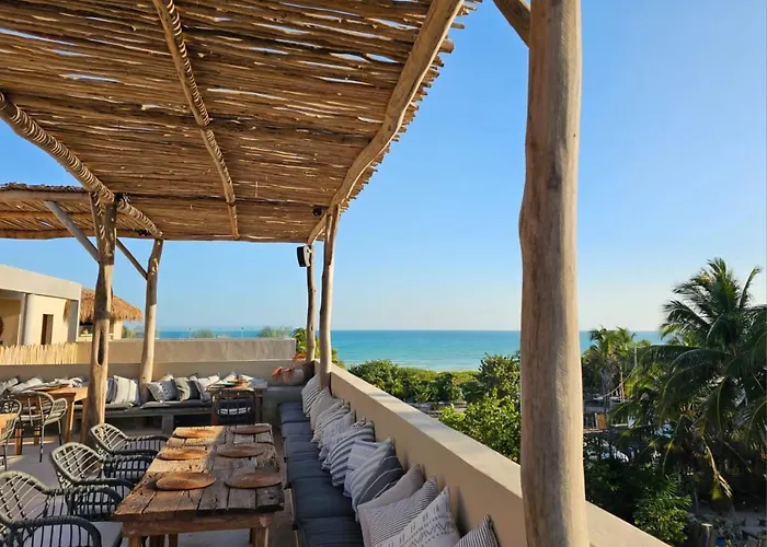 Dos Mares Barefoot Luxury
