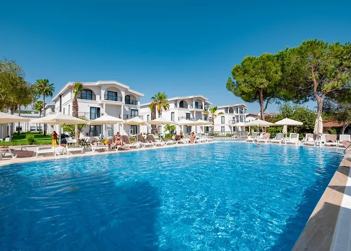 La Benata Beach Hotel
