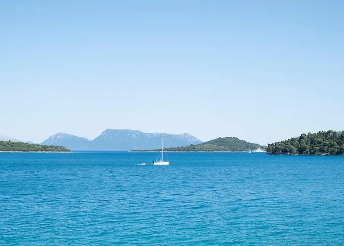 Armeno Beach Hotel