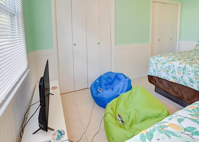 Pawleys Island Retreat - Golf Cart Included!