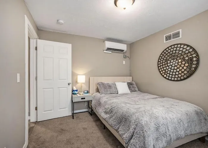 Urban Chateau Downtown Retreat