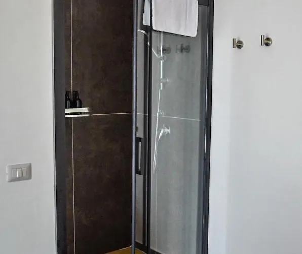Scavi 32