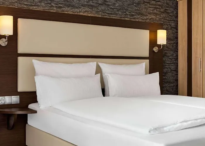 Amedia Express Bielefeld. Trademark Collection By Wyndham