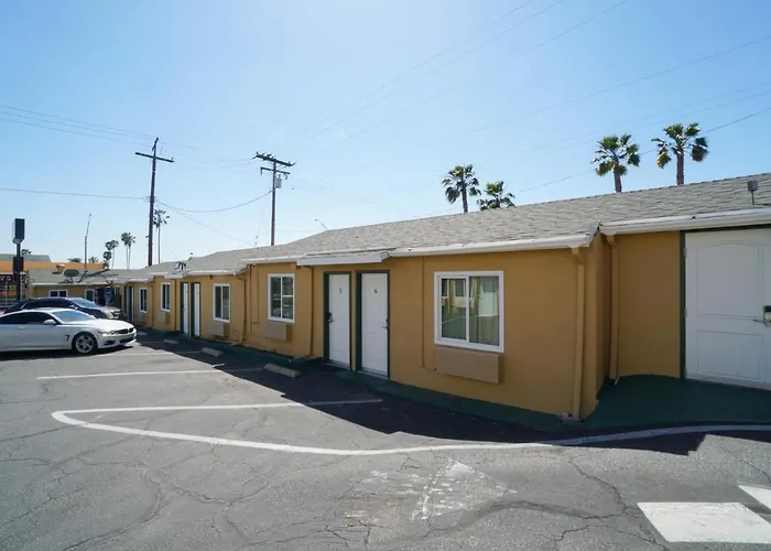 Signal Hill Motel Beach Motel
