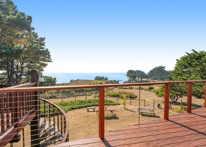 Rosemary'S Retreat