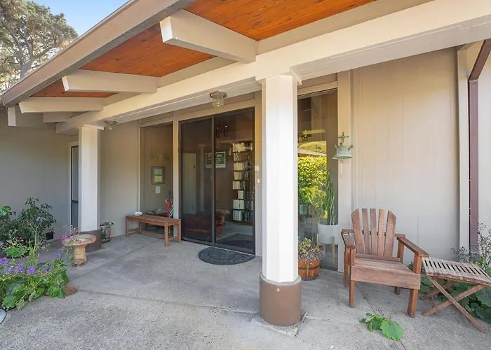 Rosemary'S Retreat