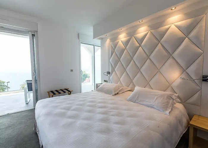 Hotel Villa R