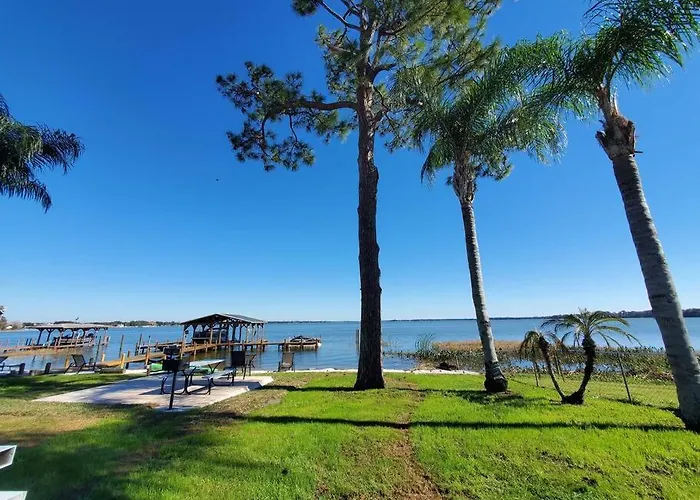 Camp St. Cabanas Unit 2 On Lake Dora