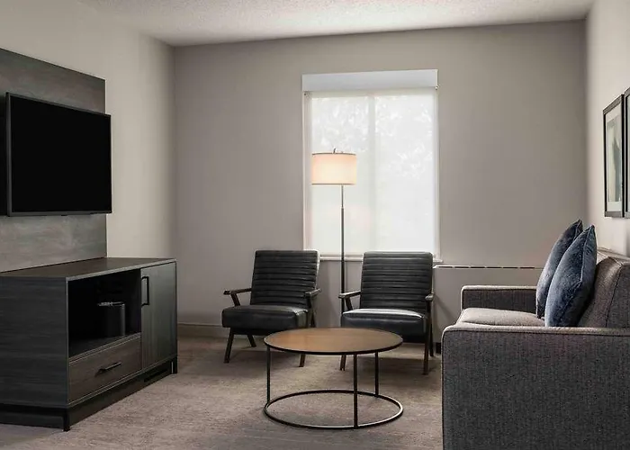 Inn At Burlington Trademark