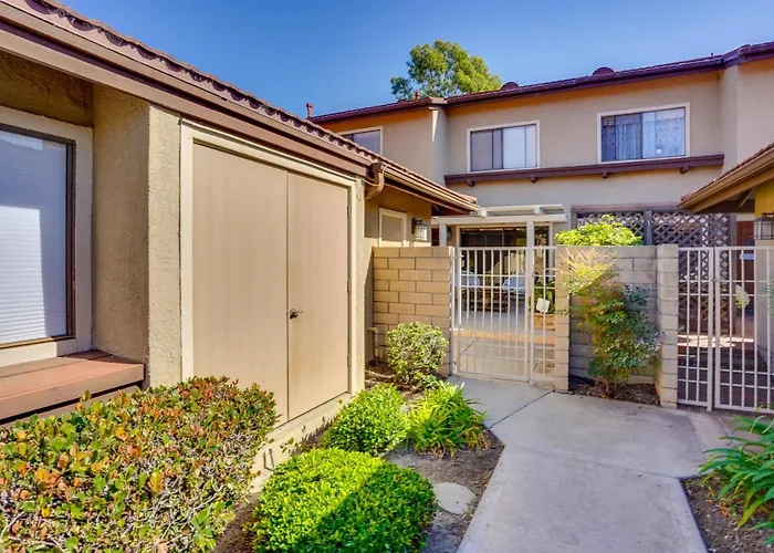 1 Mi To State Beach! Dog-Friendly Dana Point Condo