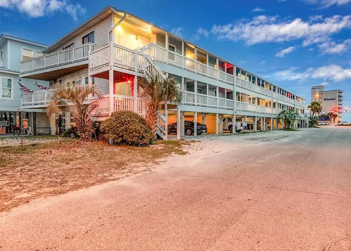 Deeded Beach Access- 10 Min Walk To Hangout