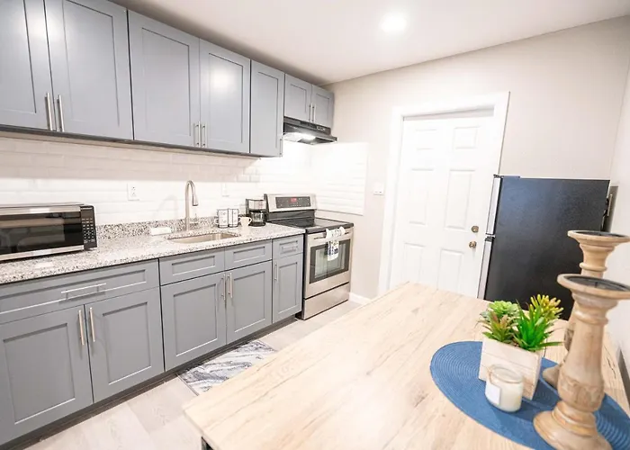 University Serenity Suites