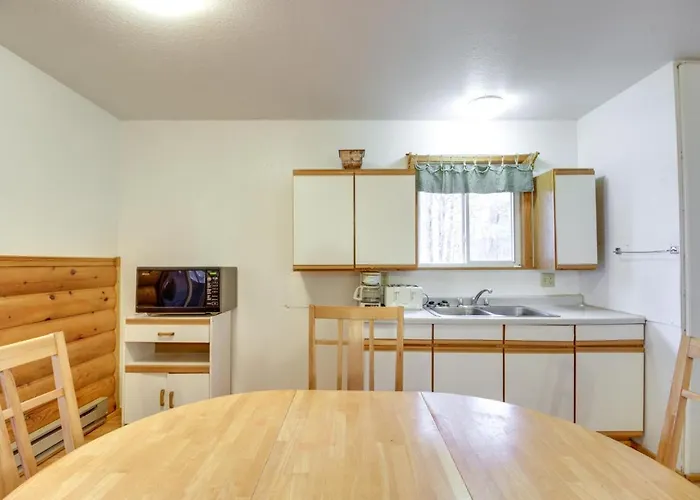Lakefront Bemidji Getaway W/ Community Beach!