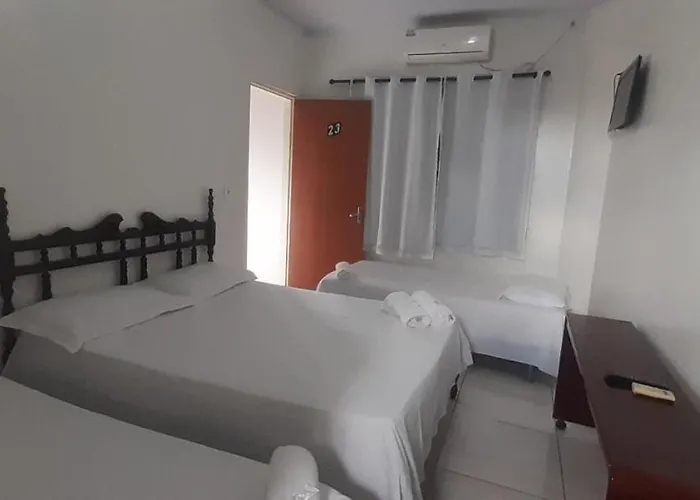 Hotel Arara Azul